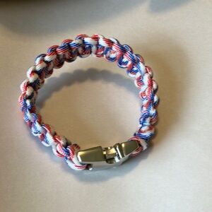 mens red white and blue “patriotic” paracord bracelet silver clasp